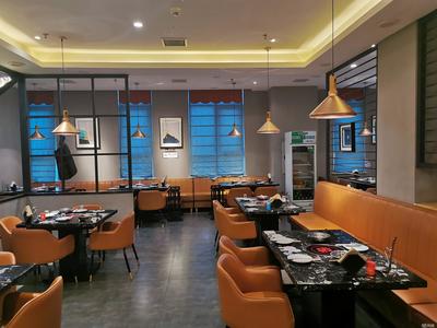 北京旺盛樓餐飲管理有限公司前廳部經(jīng)理 引領(lǐng)卓越服務(wù)與高效管理的核心角色